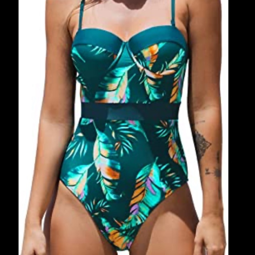 Cupshe One Piece Swimsuit Tropical Green